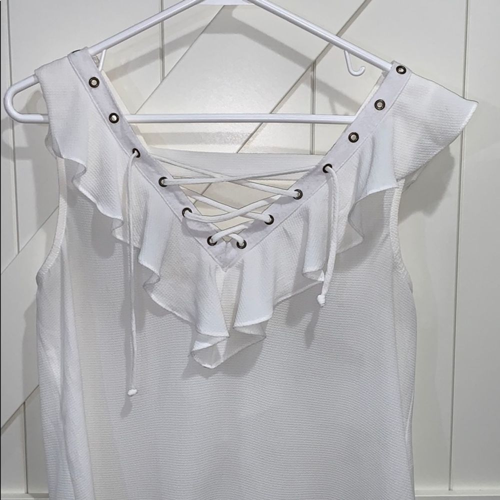A. Byer Sleeveless Shirt Size Small - Picture 2 of 4